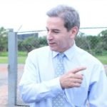 Fotos mostram que Luiz Estevão tirou folga da cadeia