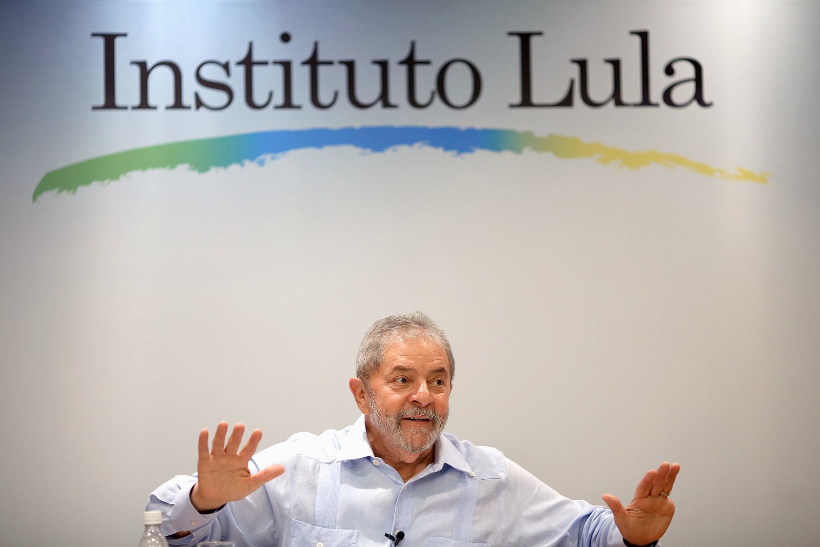 Defesa de Lula pede suspensão de inquérito aberto no Ministério Público