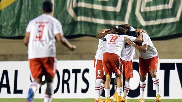 Brasília surpreende e vence Goiás por 2 a 0 na Copa Sul-Americana