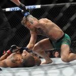 McGregor cumpre promessa e derruba José Aldo