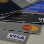Comércio é autorizado a cobrar preço diferente de acordo com o meio de pagamento