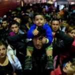 Refugiados enfrentam primeiro inverno com temperaturas negativas na Grécia
