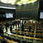 Câmara aprova projeto que libera terceirização de atividades nas empresas
