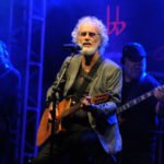 Renato Teixeira fecha programação de shows do aniversário de Brasília