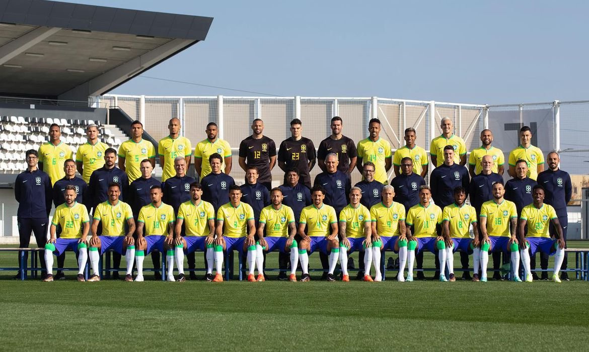 Catar recebe seleção brasileira
