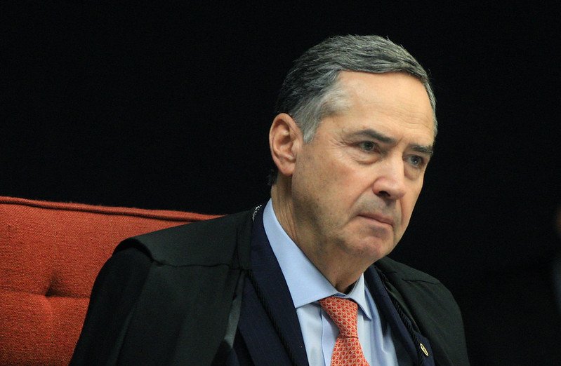 Barroso é um dos ministros do STF hostilizado por manifestantes bolsonaristas em NY
