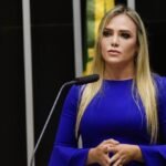 Filas de até 4 horas em UBS do DF expõem privilégios e abalam campanha de Celina Leão