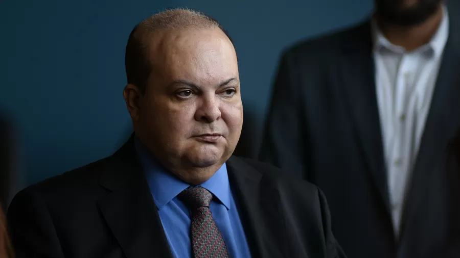 BRB aposta alto no Banco Master e põe dinheiro público em risco