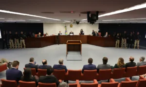 STF e a segunda semana do julgamento de Bolsonaro: entre a técnica e a pressão política