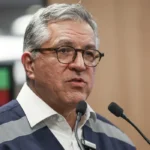 Brasil registra 48 casos suspeitos de intoxicação por metanol e alerta de saúde se intensifica