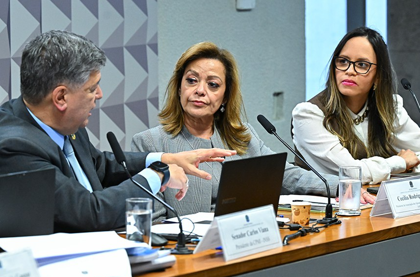 Sob pressão, depoente confirma conhecer investigados, mas não justifica movimentações milionárias