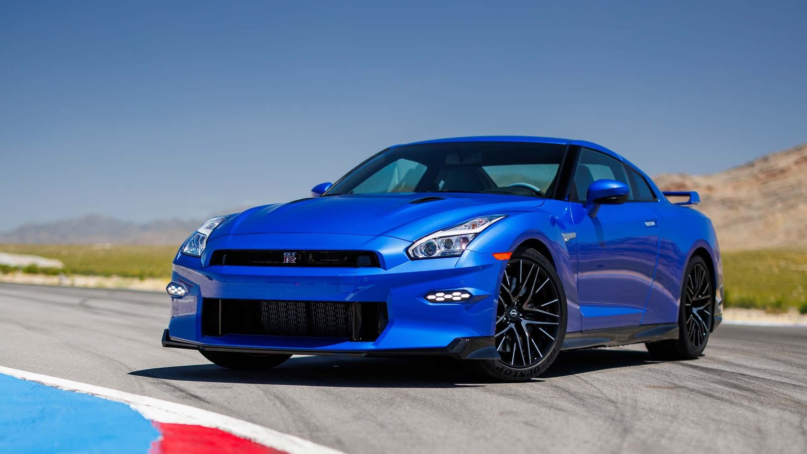 Nissan confirma o retorno do lendário Skyline em 2027