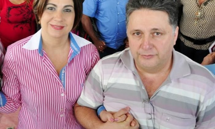 Casal-Garotinho Folha de Brasília