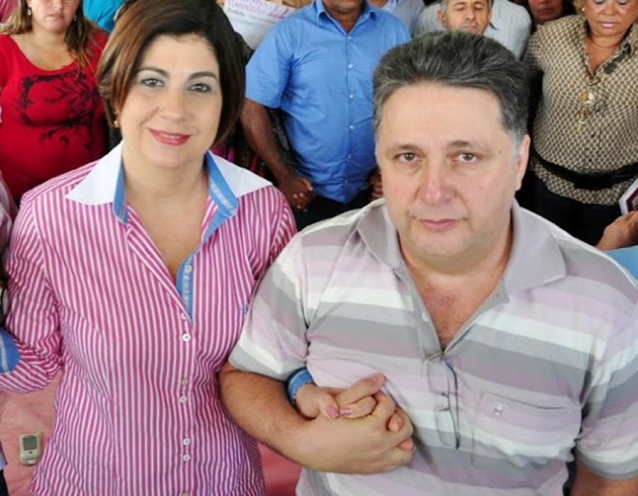 Casal-Garotinho Folha de Brasília