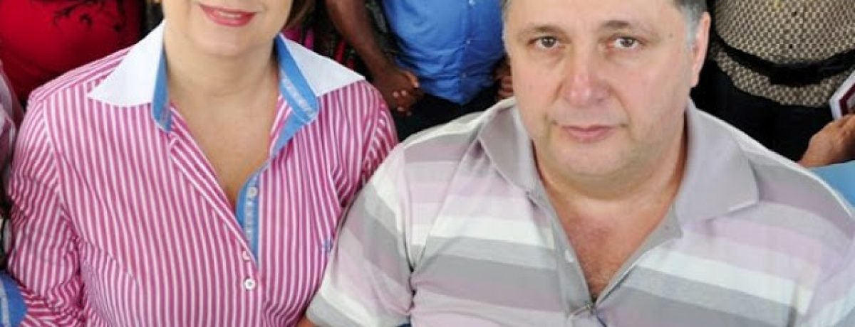 Casal-Garotinho Folha de Brasília