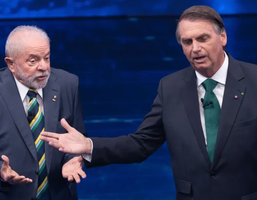 Lula e Bolsonaro participam do debate da Band • Reprodução