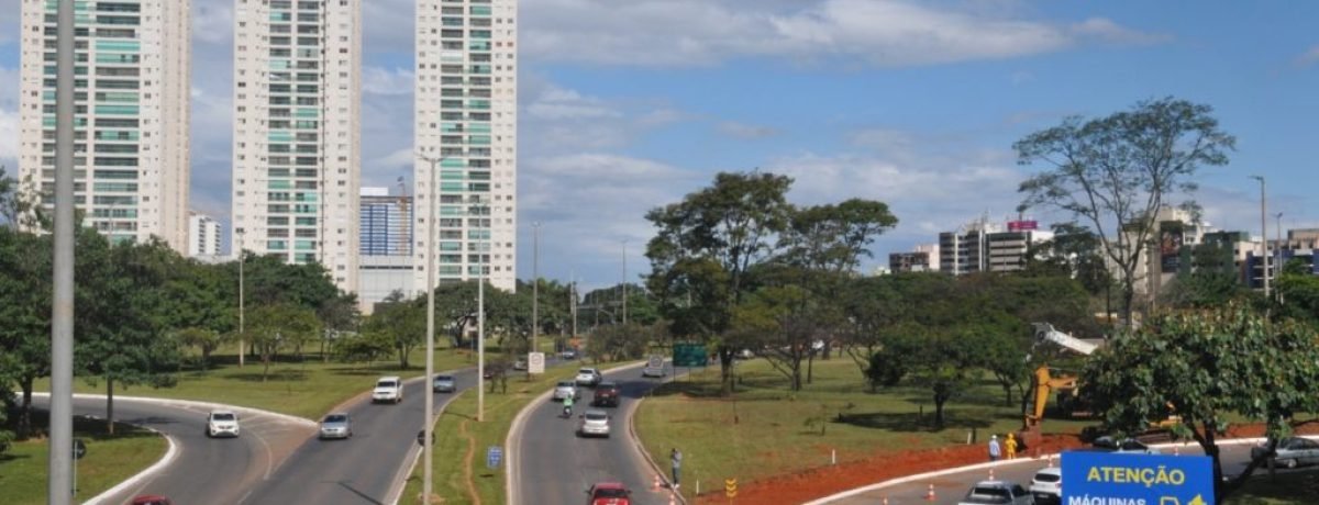 Tesourinha-do-viaduto-central-receberá-os-motoristas-que-farão-o-desvio-após-a-Avenida-das-Palmeiras-em-direção-à-EPTG.-Foto-Joel-Rodrigues-Agência-Brasília-1024x680