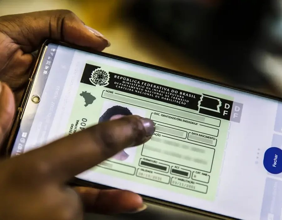 cnh_digital_abr1305223952