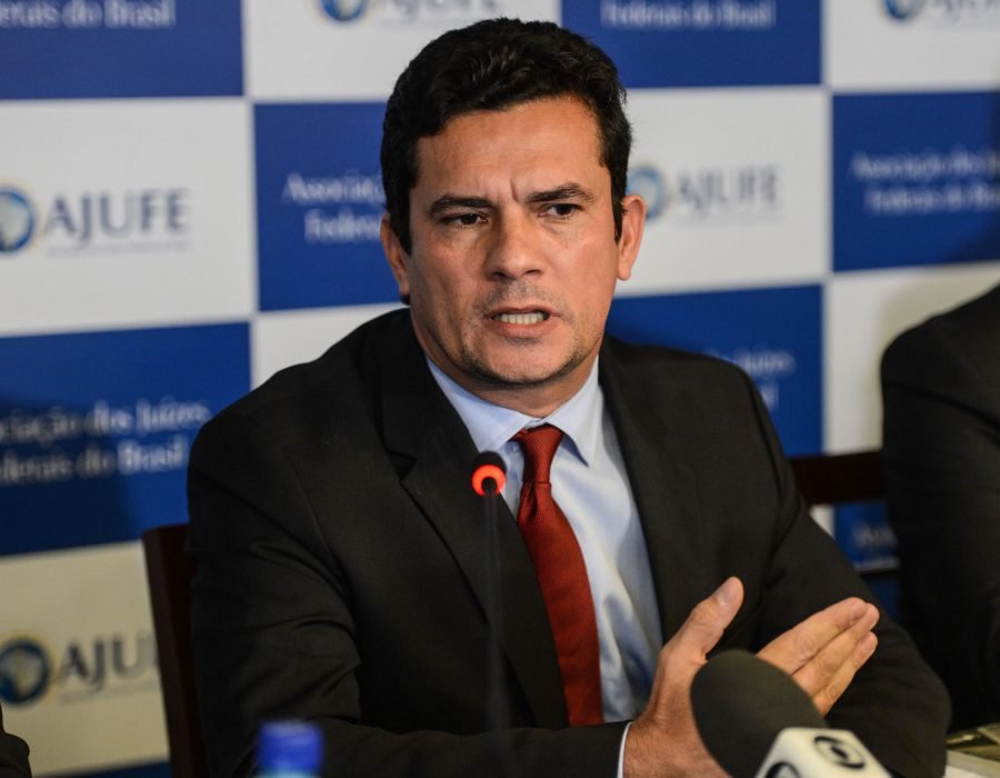 Brasília- DF- Brasil- 07/04/2015-  O juiz federal Sérgio Moro participa de apresentação de um conjunto de medidas contra a impunidade e pela efetividade da Justiça, na sede Associação dos Juízes Federais do Brasil (Fabio Rodrigues Pozzebom/Agência Brasil)