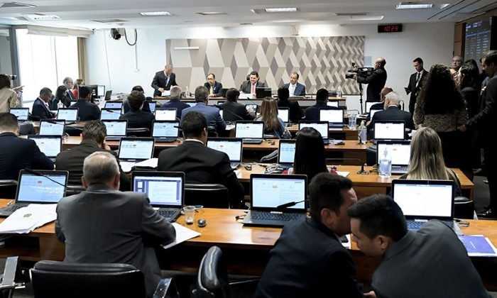 Geraldo Magela/Agência Senado

Fonte: Agência Senado