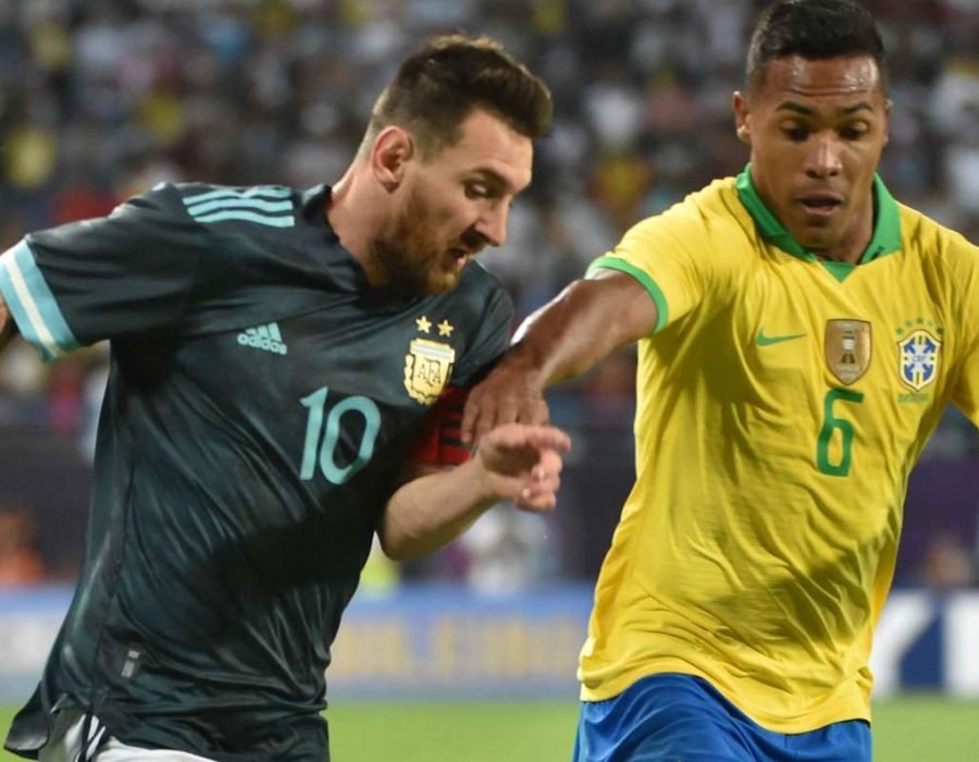 messi-alex-sandro-brasil-argentina-amistoso-15-11-2019_ubkrny4h1n9c1mgegei63y5vt