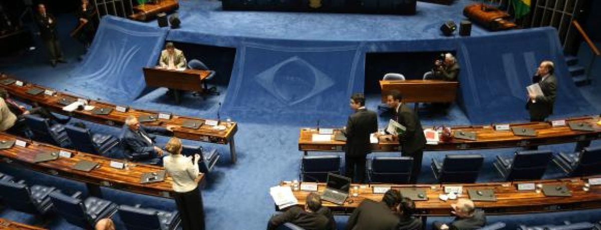 plenario_do_senado_aprova_pec_da_reforma_politica
