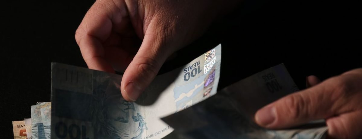 real_moedadinheiro_jfcrz_abr_1701220040_1