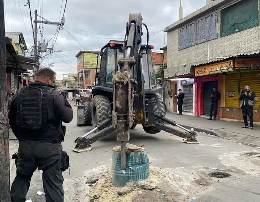 retirada_de_barricadas_na_cdd