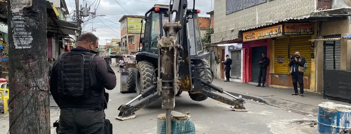retirada_de_barricadas_na_cdd