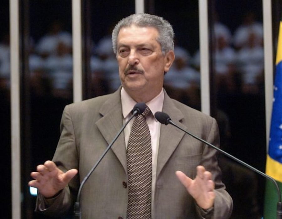 senador-romeu-tuma